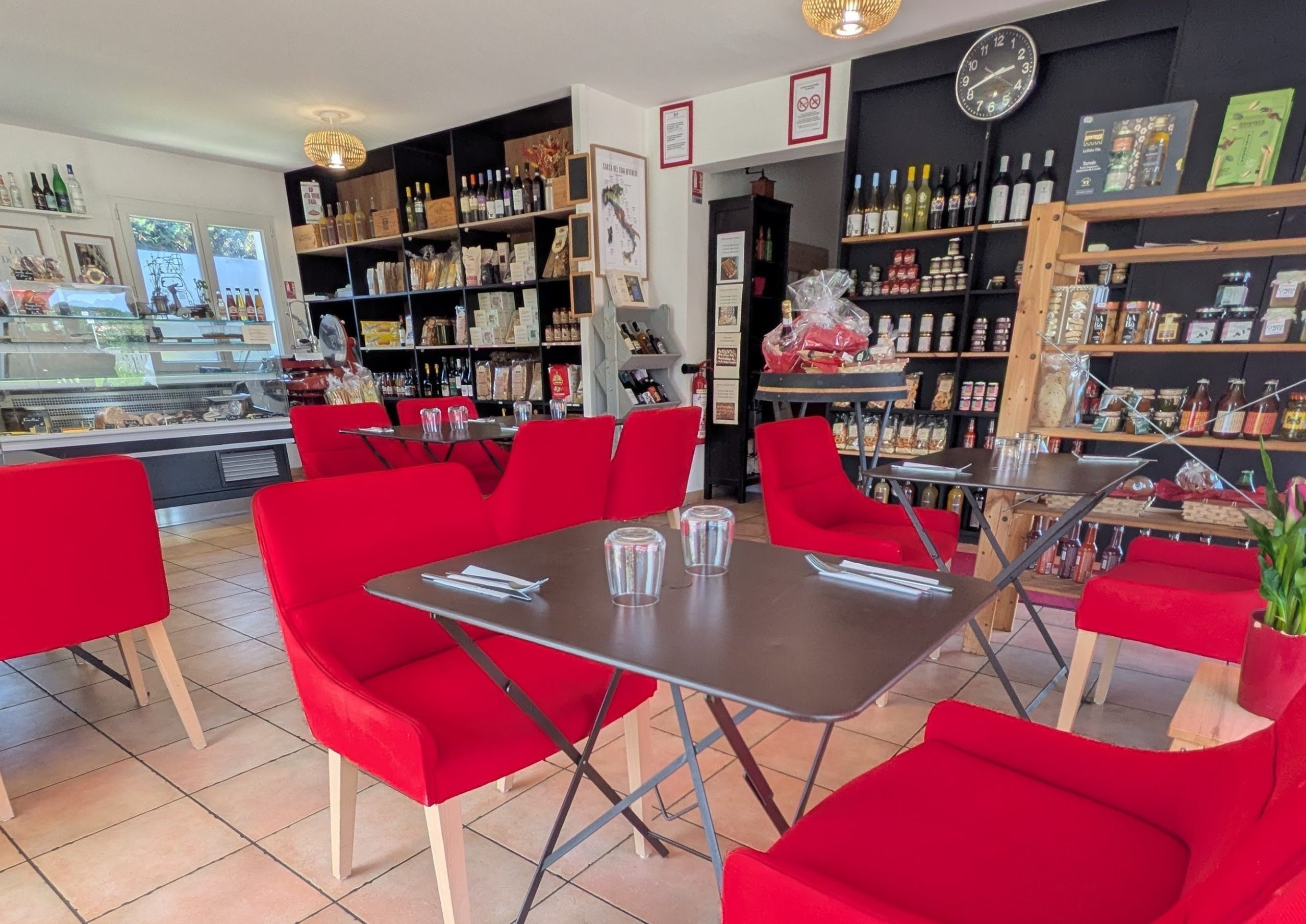 L'assiette de l'épicerie - Salle de restaurant