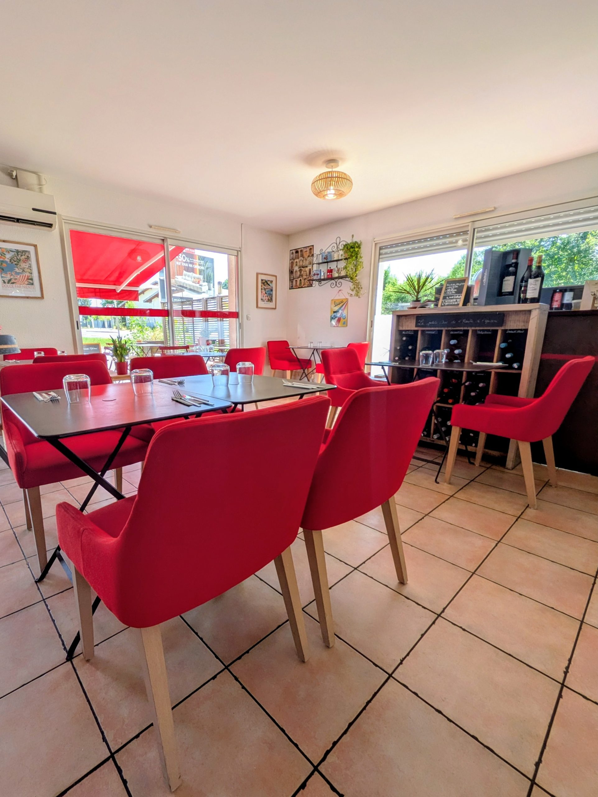 L'assiette de l'épicerie - salle de restaurant