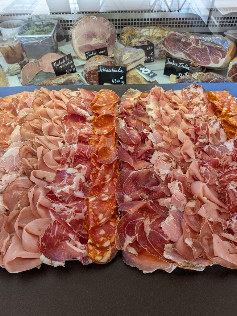 Plateau de charcuterie italienne – traiteur L'Assiette de l'Épicerie à Léognan